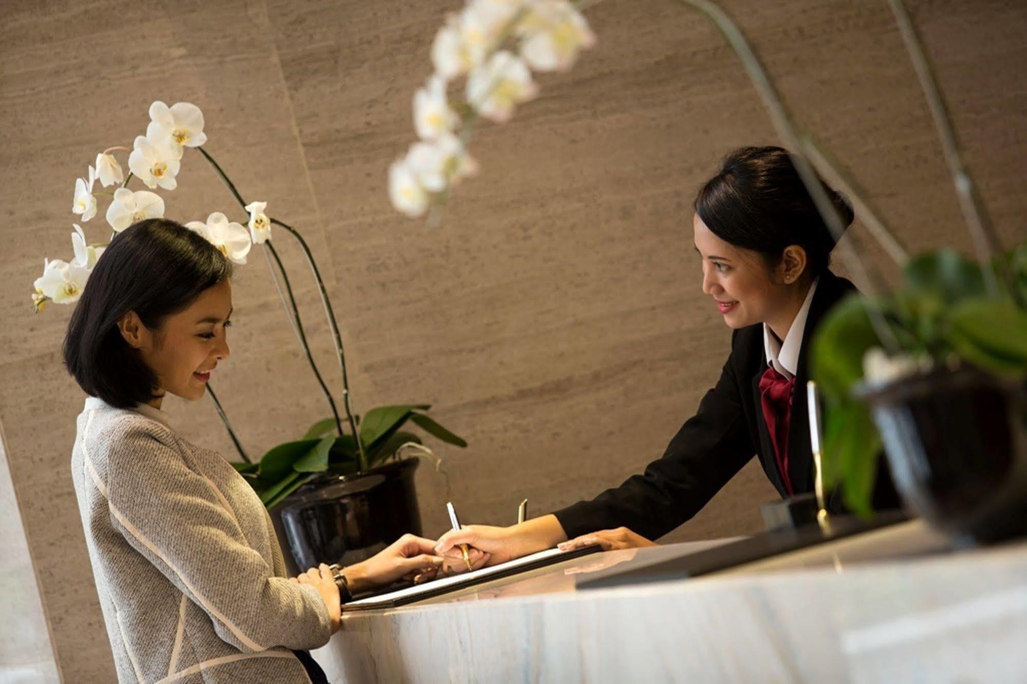 Hotel Santika Premiere Hayam Wuruk Jakarta Exteriör bild